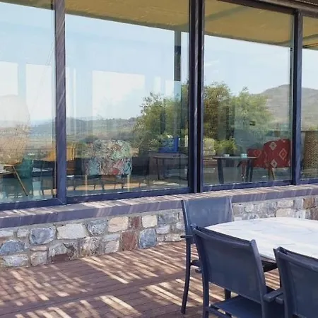 With A Pool And Terrace In Bodrum 4* Gümüşlük