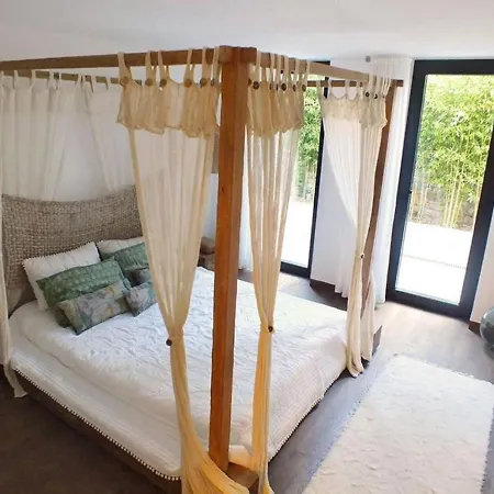 Hotel With A Pool And Terrace In Bodrum
